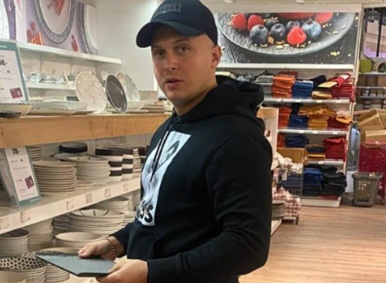 Stefan Karić,