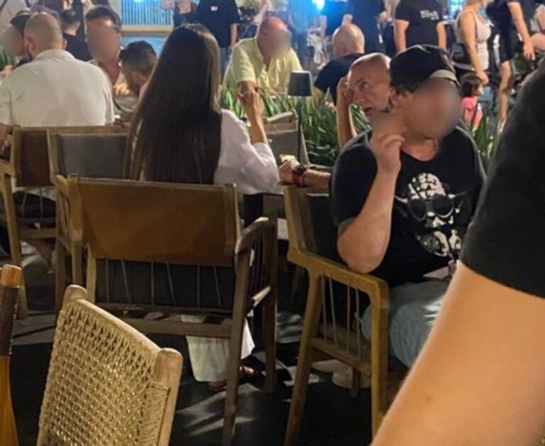 Lepi Mića, Anđela Đuričić,