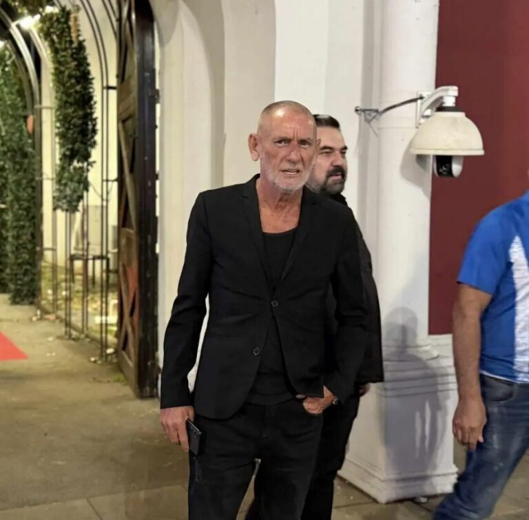 Lepi Mića,