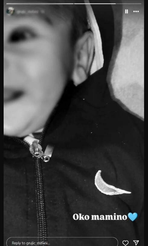 Instagram,