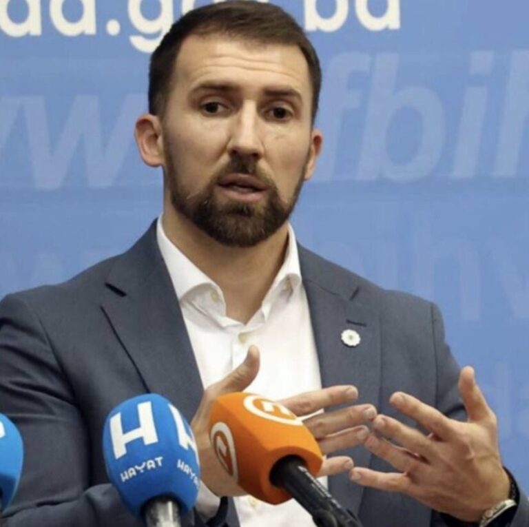 Adnan Delić,
