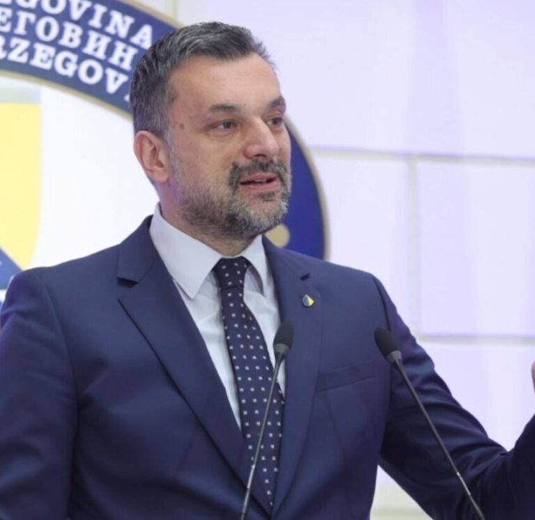 Elmedin Konaković,