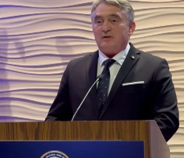 Zeljko Komsic,