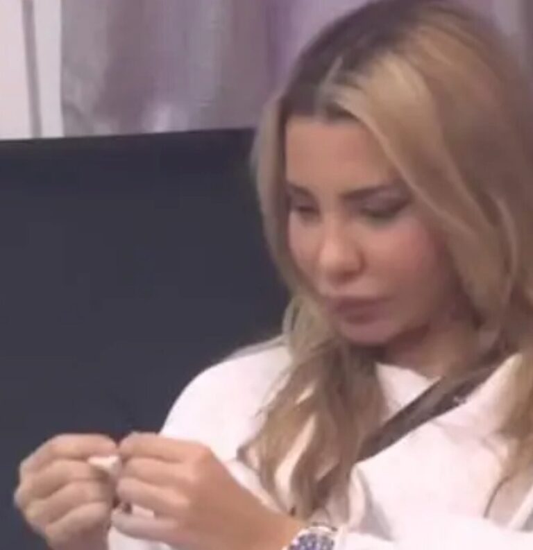 Sva u ranama: Evo kako izgleda lice Aneli Ahmić nakon tuče sa Majom Marinković Aneli Ahmić,