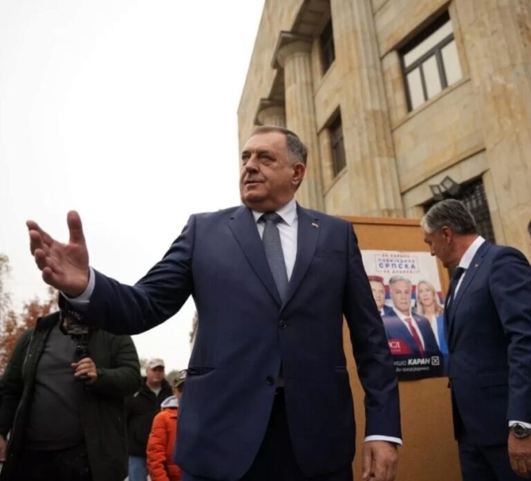Još tri miliona za izvorni Dejton: Republika Srpska u međunarodnom lobiranju protiv BiH Milorad Dodik,