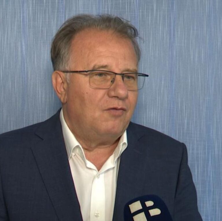 Nermin Nikšić,