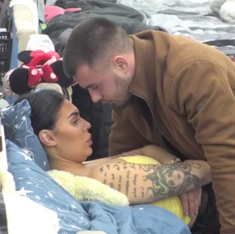 Tvoje oči sam jako dobro naučila: Mini smeta Viktorova ljubomora – Oterala ga od sebe (VIDEO) Mina Vrbaski, Viktor Gagić,