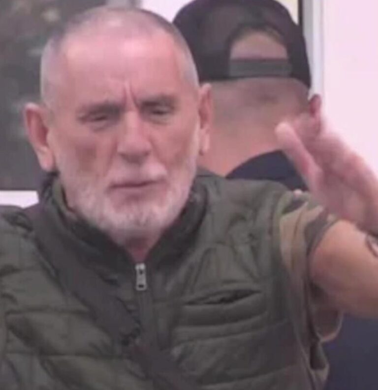 Lepi Mića,