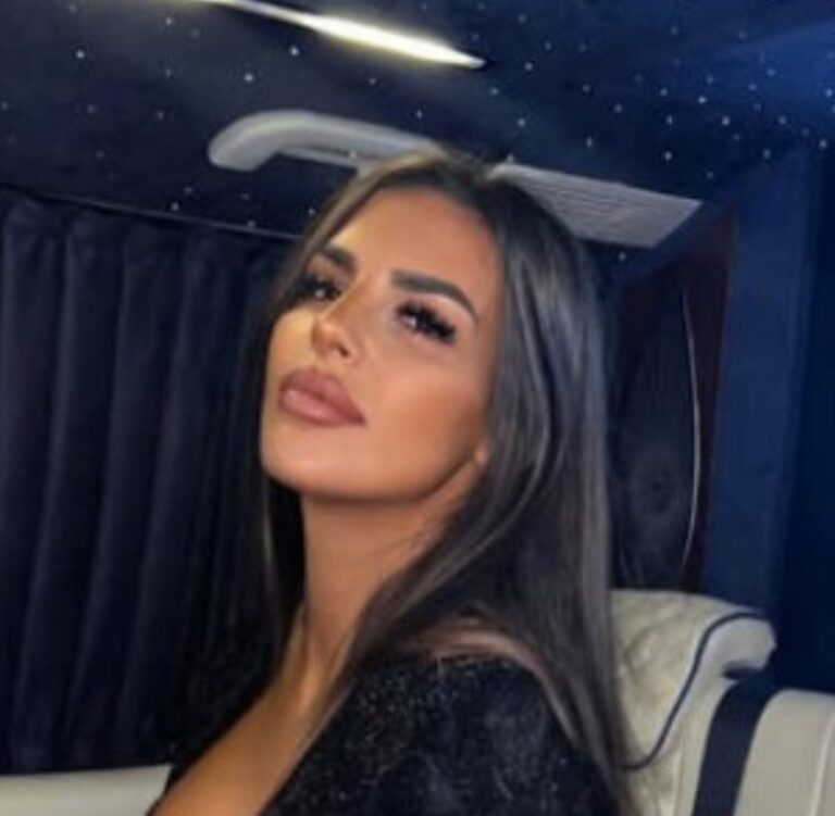 Ena Čolić,