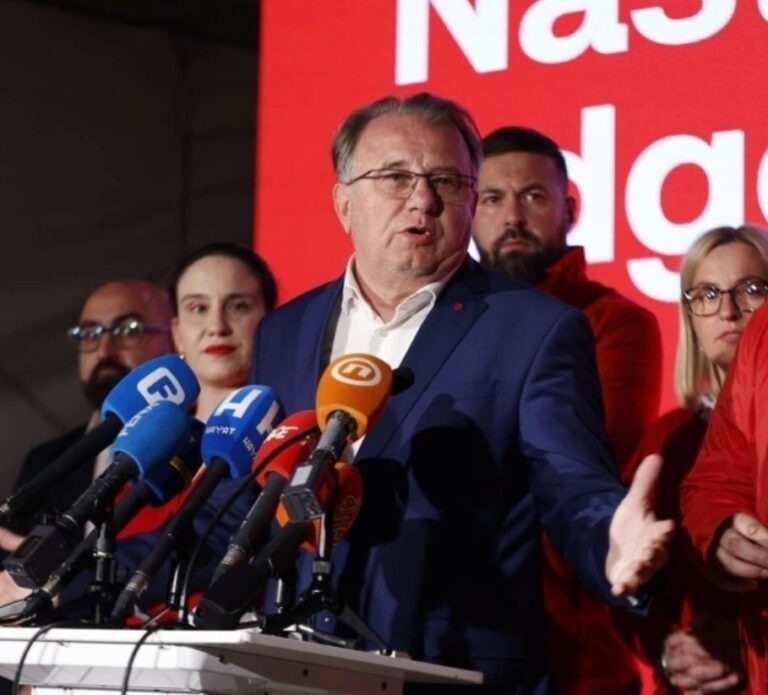 Nermin Nikšić,
