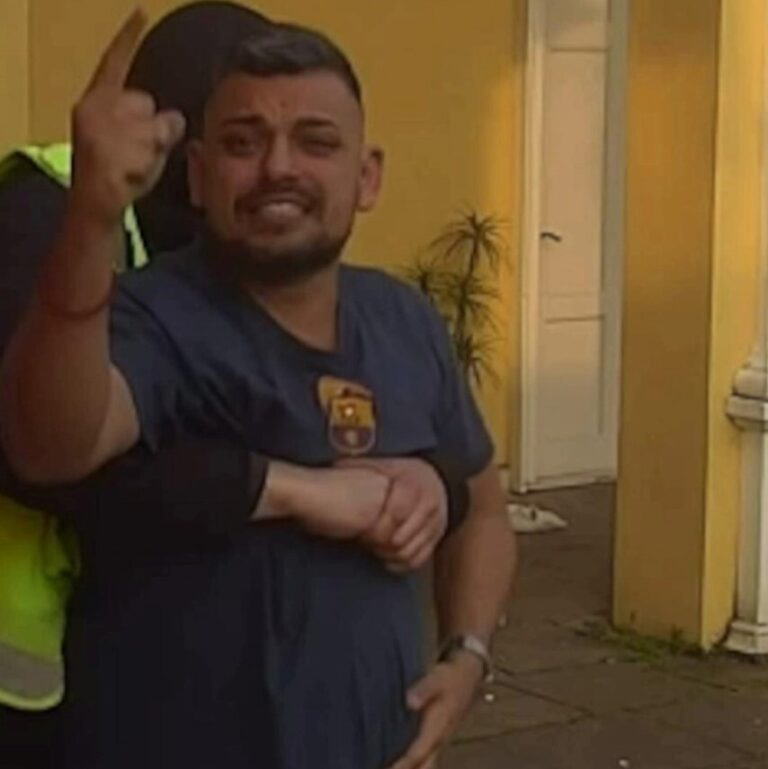 Bora Santana,