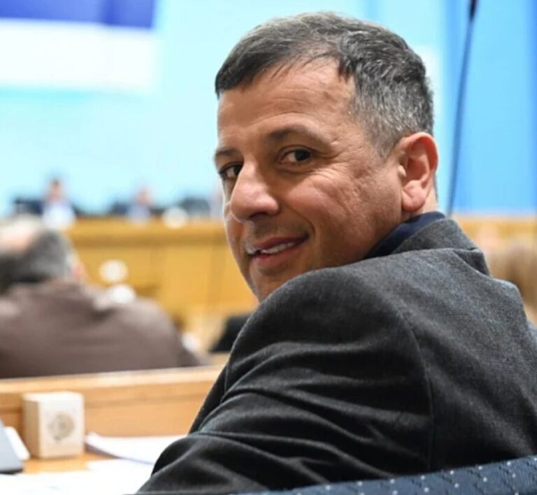 Nebojša Vukanović,