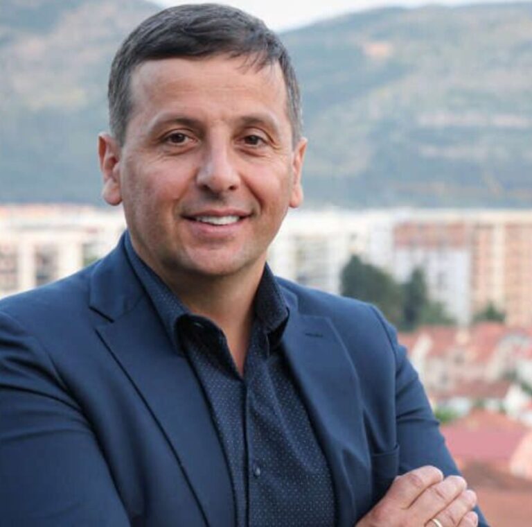 Nebojša Vukanović,