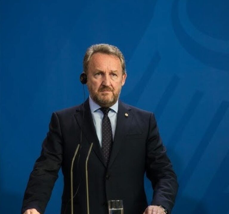 Bakir Izetbegovic,