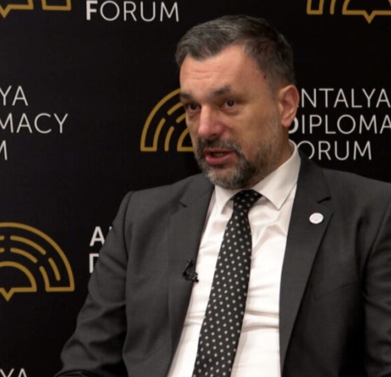 Elmedin Konaković,