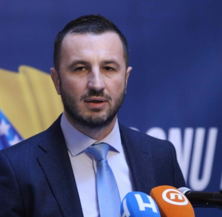Semir Efendić,