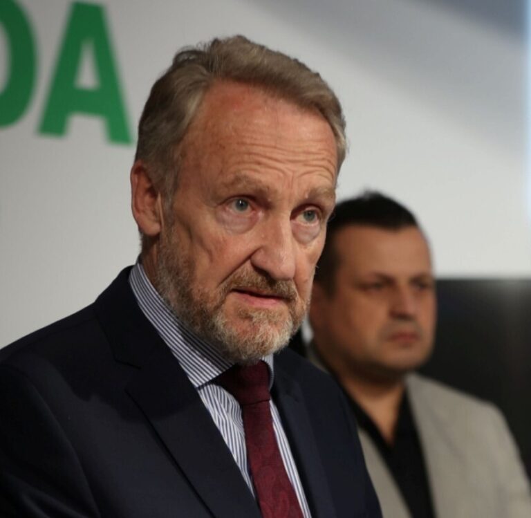 Bakir Izetbegovic,