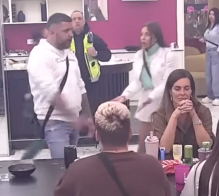 Sukob se rasplamsao: Asmin obrisao patos Sofijom Janićijević – “Sve je dala Danetu” Sofija Janićijević, Asmin Durdžić,