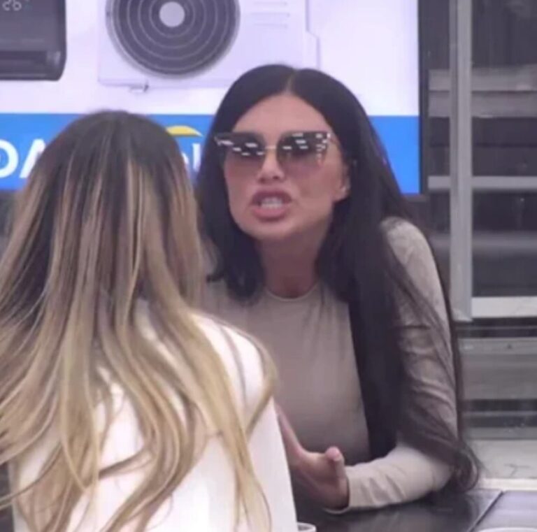 Stanija Dobrojević, Aneli Ahmić,