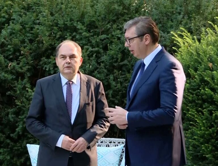 Christian Schmidt, Aleksandar Vucic,