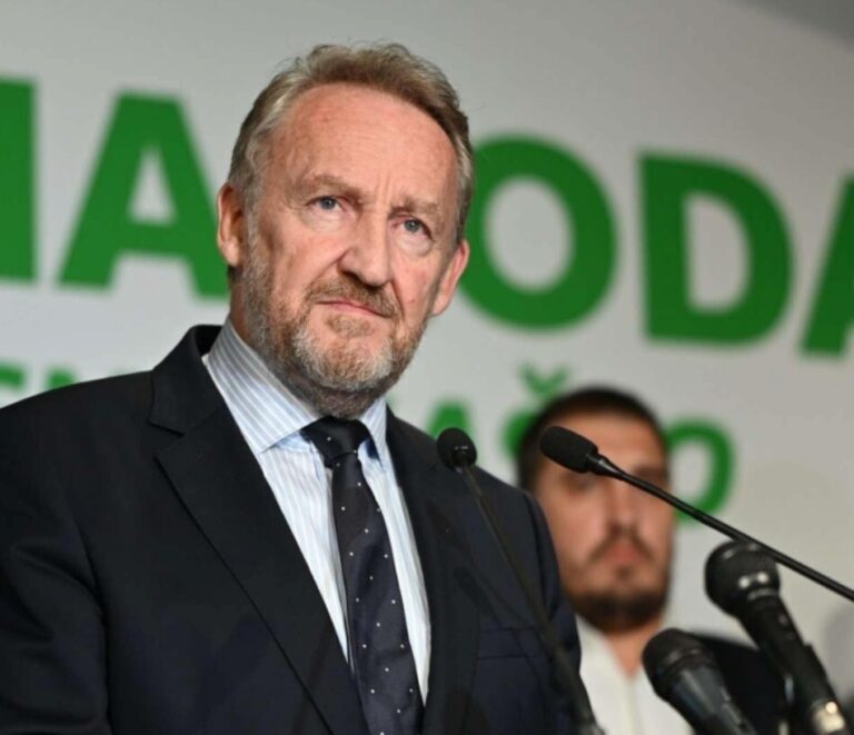 Bakir Izetbegovic,