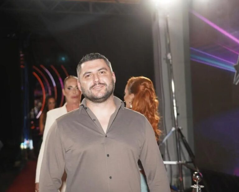 Mevlida ostala bez sina: Asmin Durdžić otpisao rođenu majku zbog Maje Marinković Asmin Durdžić,