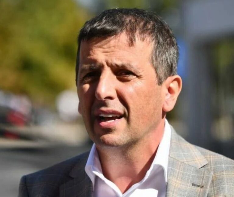 Nebojša Vukanović,