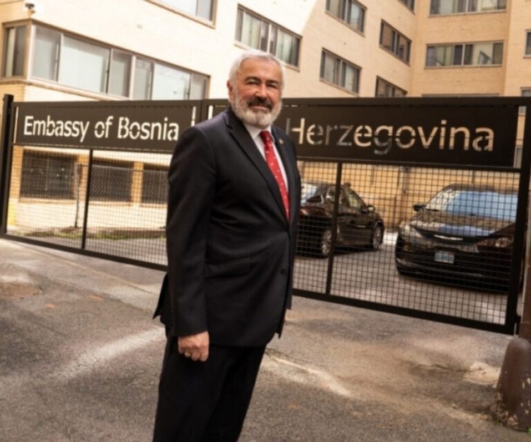 Sven Alkalaj,