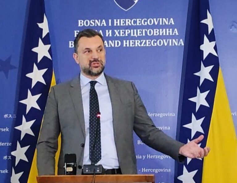 Elmedin Konaković,