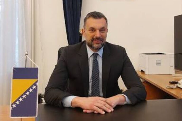 Elmedin Konaković,