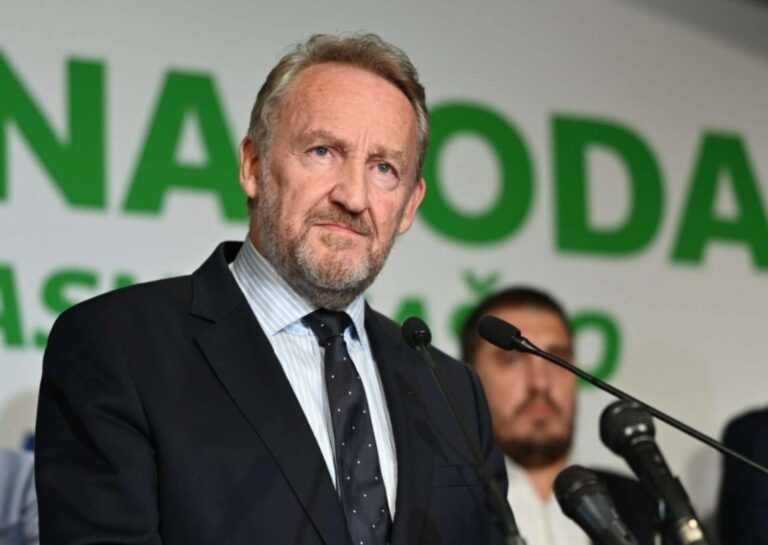 Bakir Izetbegovic,