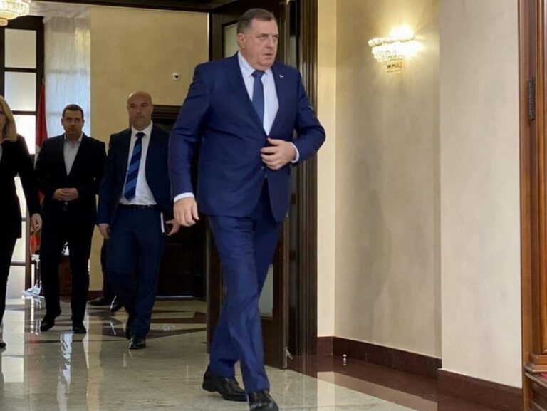 Žestok napad na Dodika: “Milorade do sada sam ti persirao i obraćao ti se sa poštovanjem” Milorad Dodik,