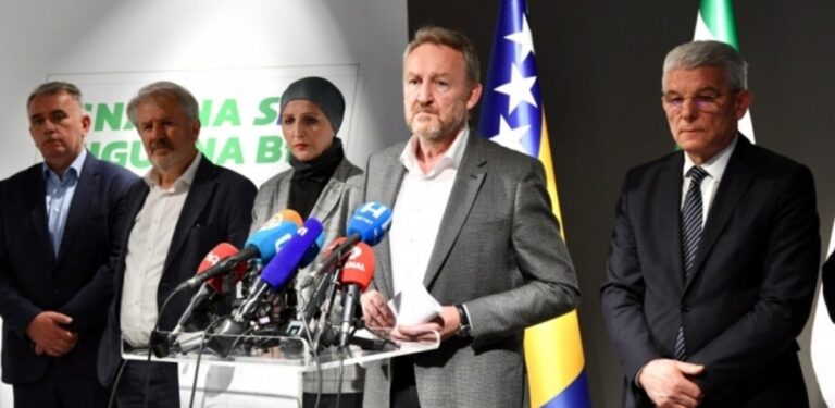 Bakir Izetbegović,