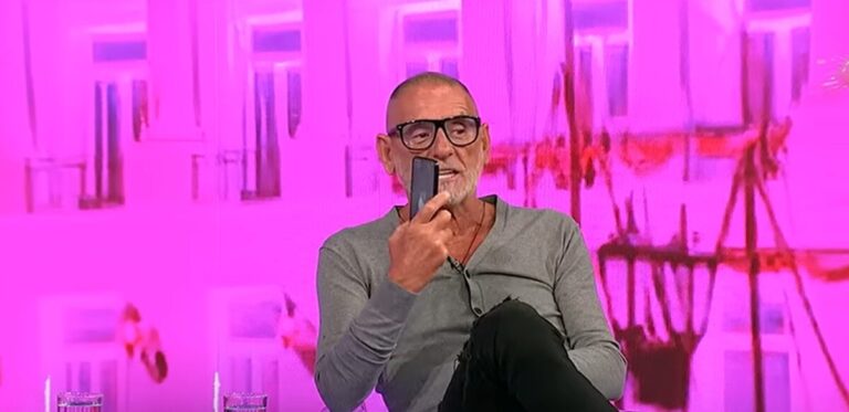 Lepi Mića,