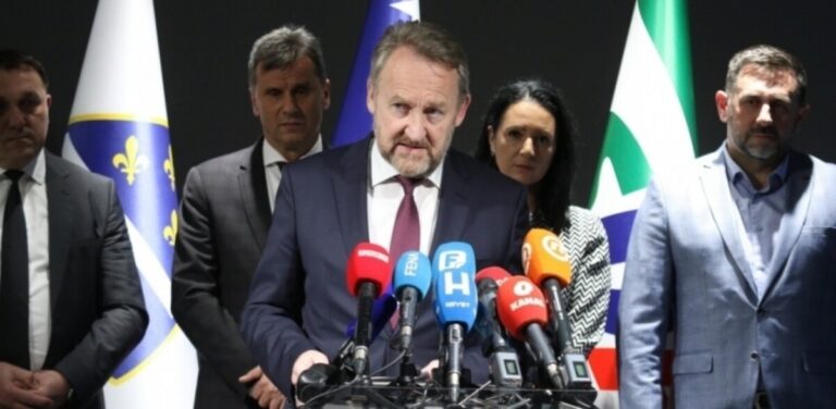 Oštra reakcija: “Vlast Denisa Bećirovića finansira RTV Herceg-Bosne” – Milionska sredstva iz budžeta Bakir Izetbegović,