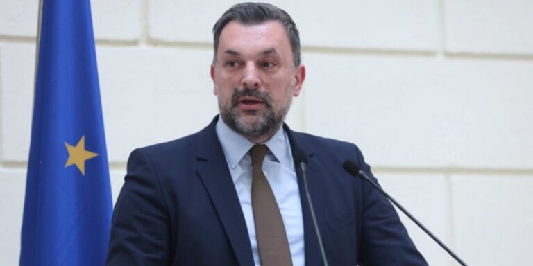 Elmedin Konaković,