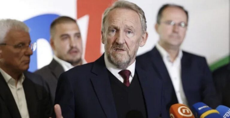 Bakir Izetbegović,